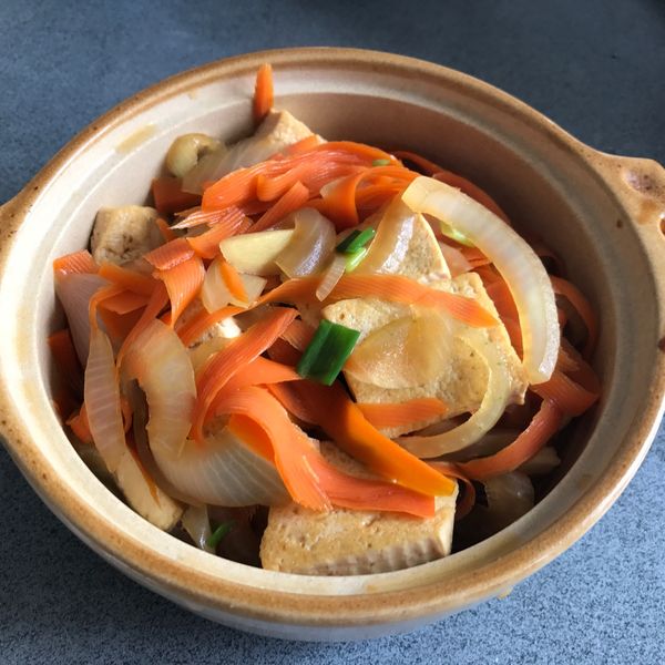 洋蔥燒豆腐 : Kelly一起做