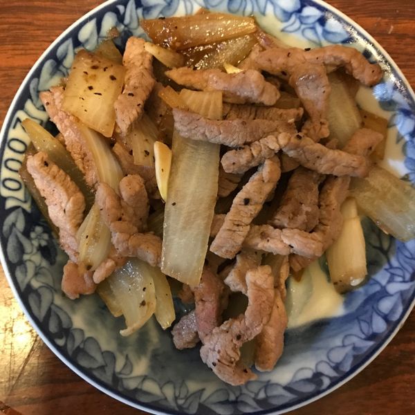 黑胡椒豬柳 : 周日懷一起做