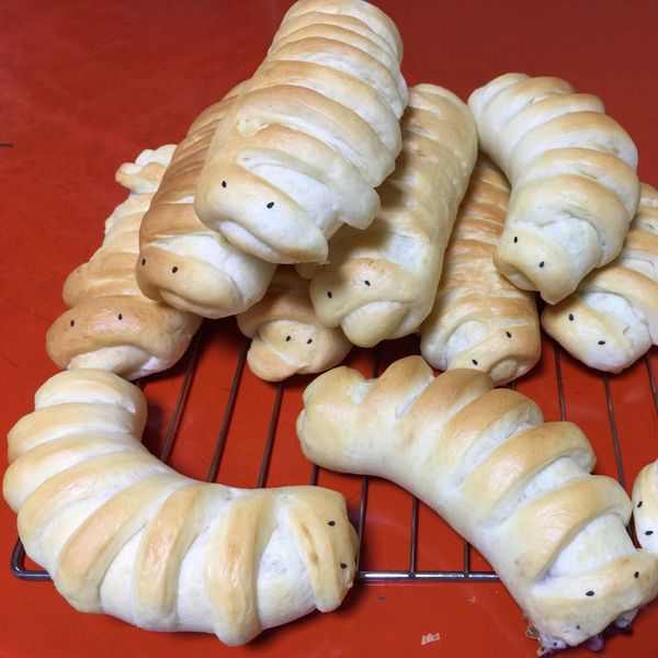 奶茶卡士達毛毛蟲麵包 : Ching Lin一起做