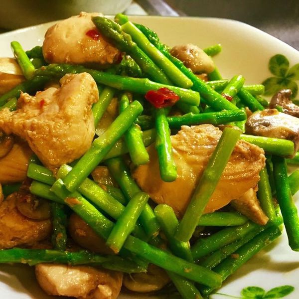 【低卡下飯菜】辣炒雞柳：Viyo Chen 一起做