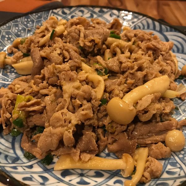 滑菇燴肉片 (((0廚藝ok : Sandra Bao一起做