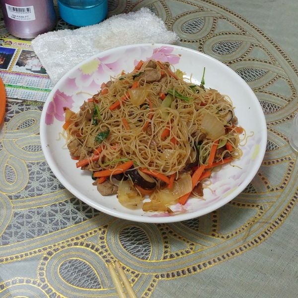 古早味炒米粉：Sunny 一起做