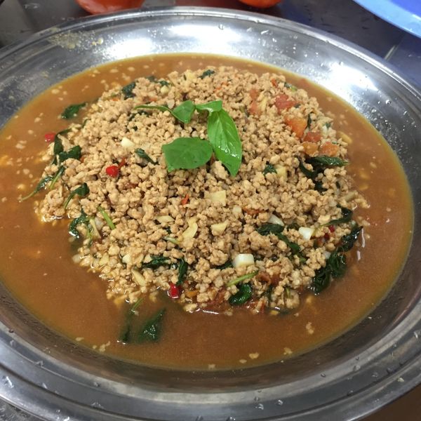 泰式打拋豬肉🌴白飯再來一碗🍚：思妤 一起做