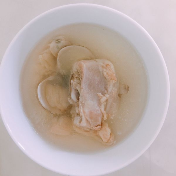 蒜味蛤蜊鮮雞湯 : Hsiao Wun Chen一起做