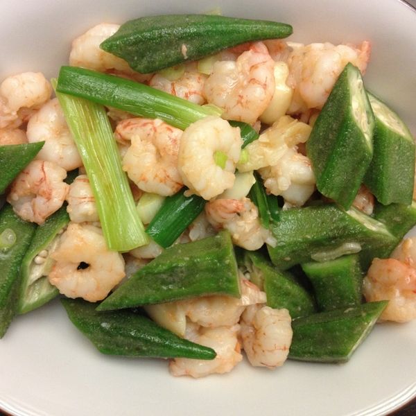 秋葵炒蝦仁：Erin Chung 一起做