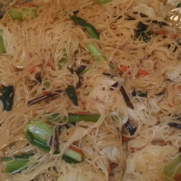 長壽麵線：白白 一起做