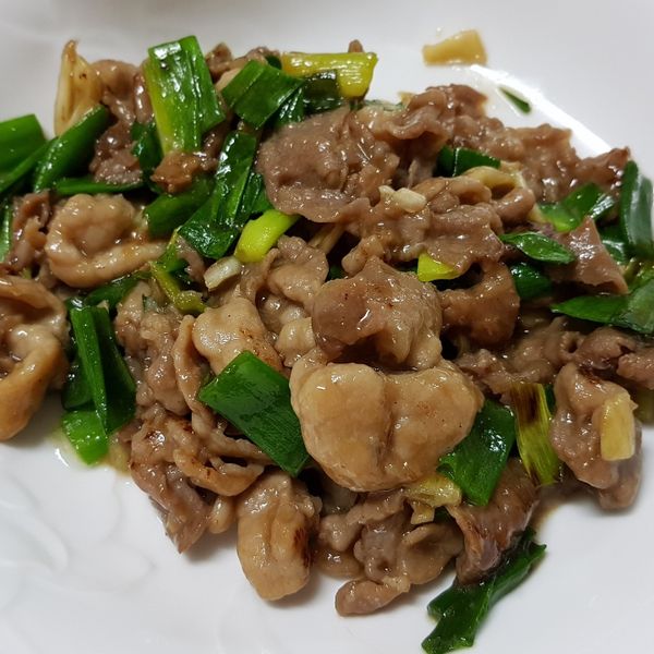 蔥爆梅花豬 : 瑄一起做