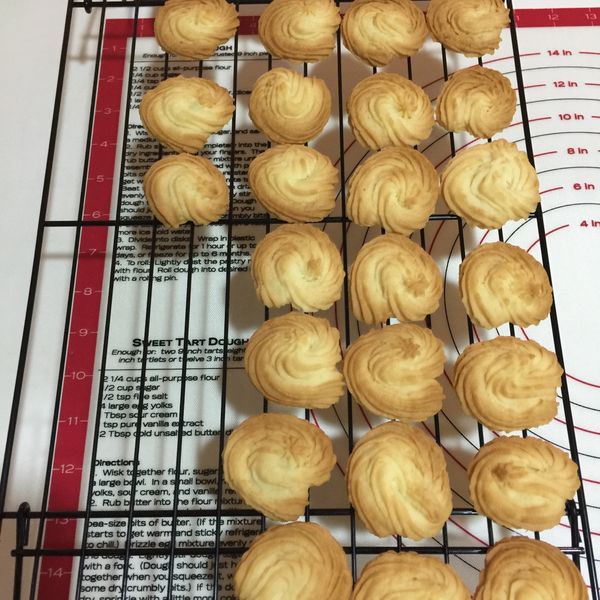 奶油擠花餅乾 : 李依潔一起做