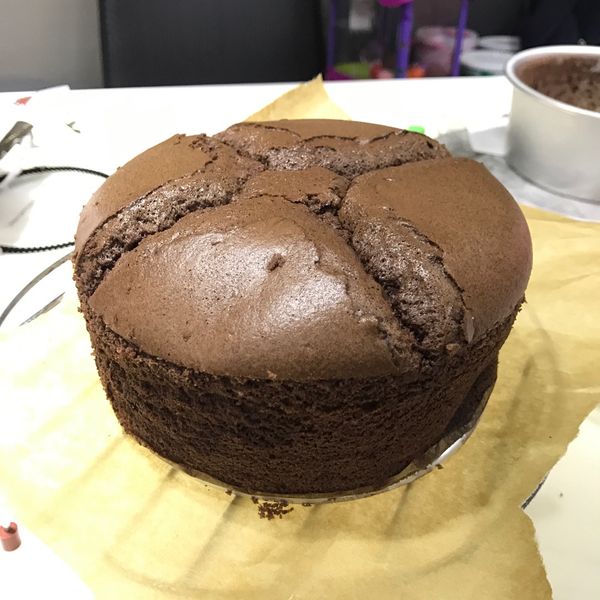 巧克力戚風蛋糕 : Doraemonilu一起做