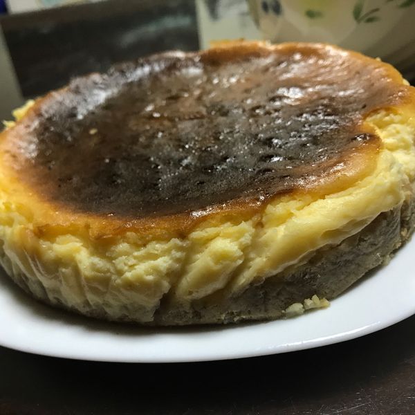 紐約重乳酪蛋糕佐覆盆子淋醬 水波爐烘烤：楊昇祐 一起做