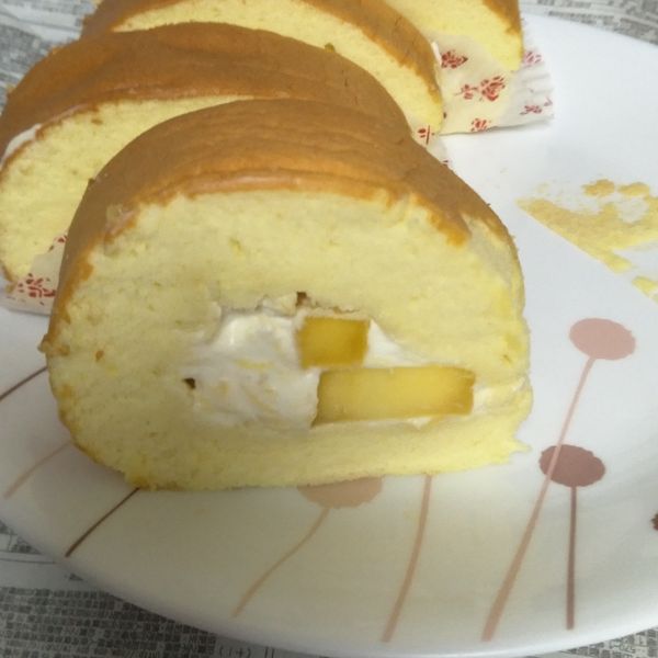 悠閒一起做了芒果蛋糕卷
