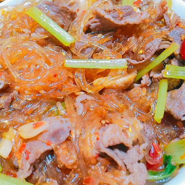 【水煮牛肉】鹹香麻辣一味不少:星星媽 一起做