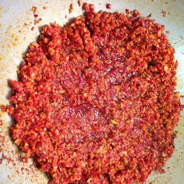 蒜蓉辣椒醬(H~O~~T!!) : pupubaby一起做