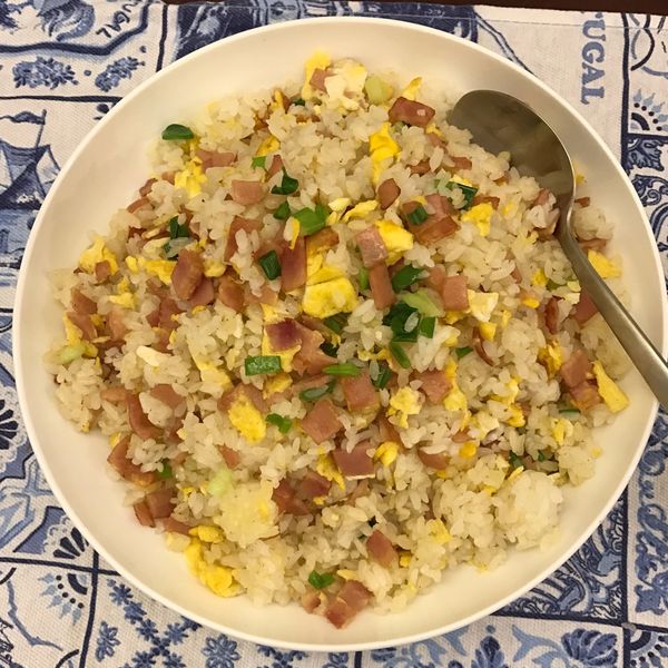 🇹🇼火腿蛋炒飯（無醬油版）：Chuni Chu 一起做