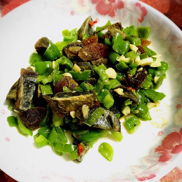 青椒炒皮蛋:Chang Wanwan 一起做