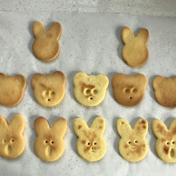 『寶寶食譜』蛋黃餅乾(低油糖) : 多莉絲一起做