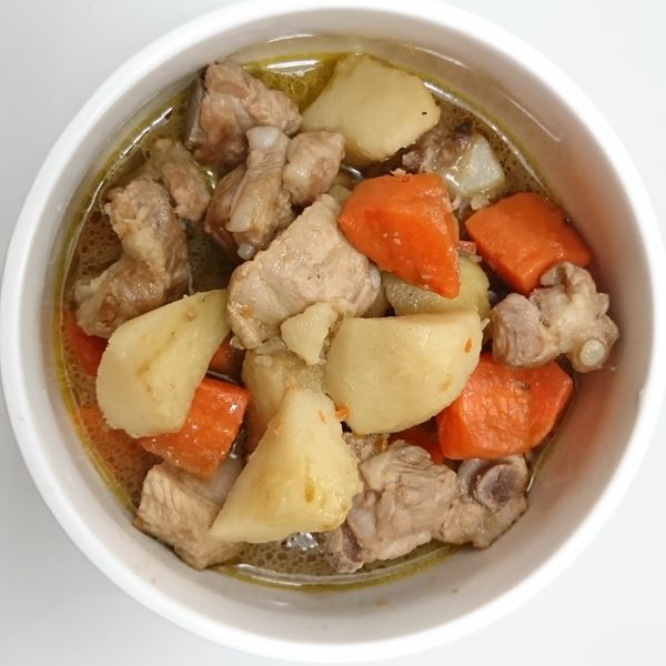 馬鈴薯燉肉(一鍋到底)：林育如 一起做