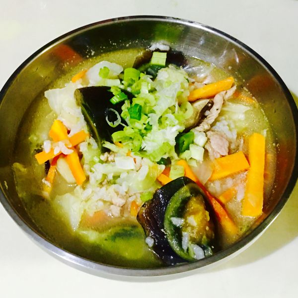 undefined：羅芝穎 一起做