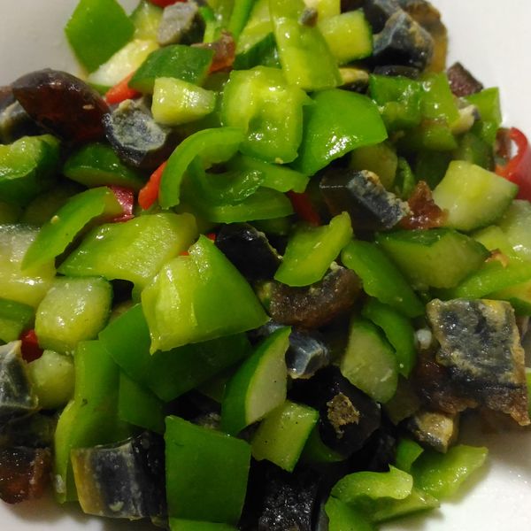 青椒炒皮蛋:未希 一起做