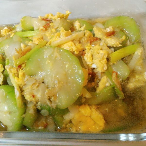 滑蛋絲瓜 : 河豚一起做