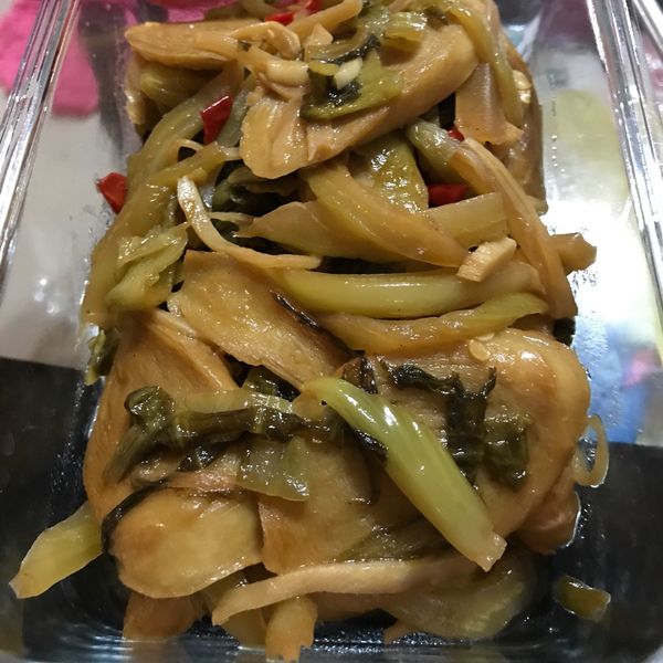 酸菜炒麵腸 : 游甯崴一起做