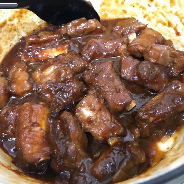 洋蔥燒子排 (簡易一鍋到底料理) : Nico Yen一起做