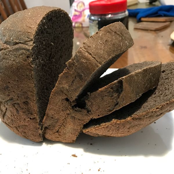 黑芝麻醬吐司(麵包機):柯馨怡 一起做