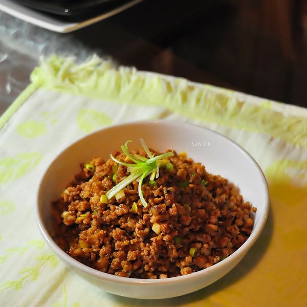 力力隨意煮-炒香菇肉燥：SaN LiN 一起做