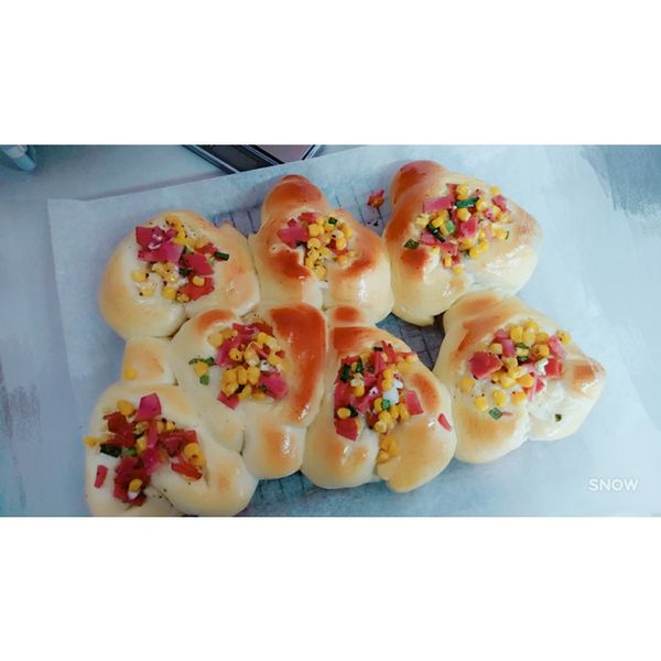 熱狗玉米香蔥麵包:黃小慧 一起做