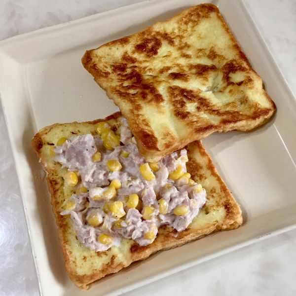 黃金鮪魚玉米芝士三明治 : 妤儒⭐️一起做