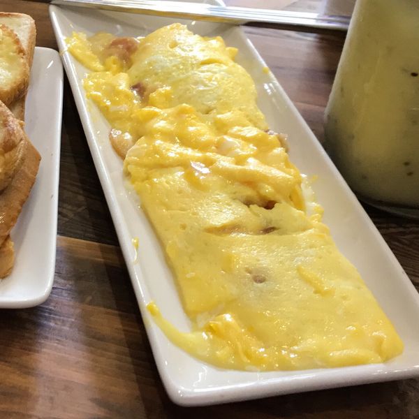 起司鮪魚歐姆蛋♥製作歐姆蛋的要點分享 : 扁扁一起做