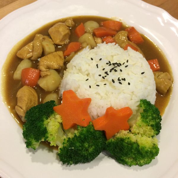 雞肉咖哩：吳依倫 一起做