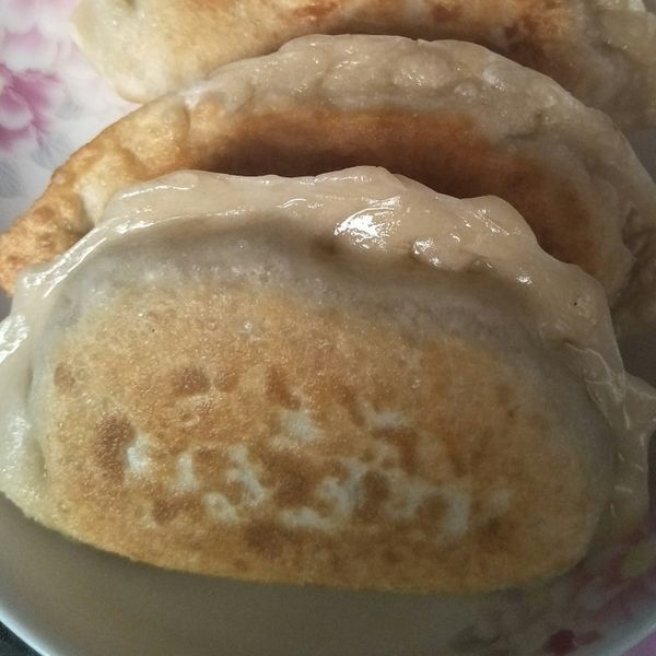 韭菜盒子：胡秋雯 一起做