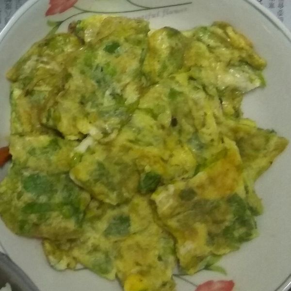 芹菜葉煎蛋:QA廚藝學院 一起做