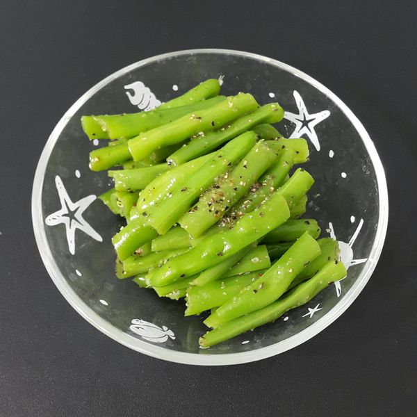 涼拌四季豆：小白貓 一起做