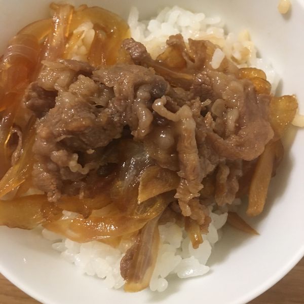不輸給吉野家的日式牛丼飯 : Ham Ya一起做