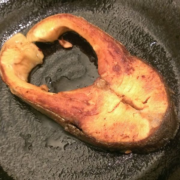 香煎鮭魚：Renee 一起做