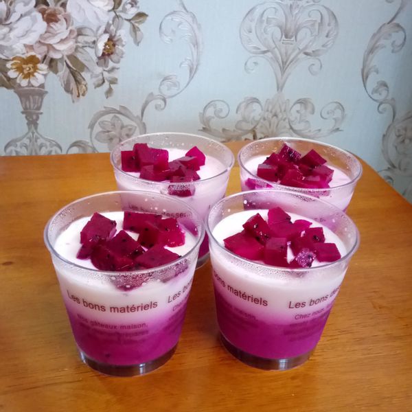 火龍果鮮奶酪:Sara Huang 一起做