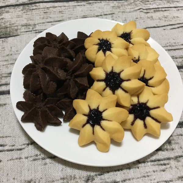 玫瑰擠花餅乾 : Emma li一起做