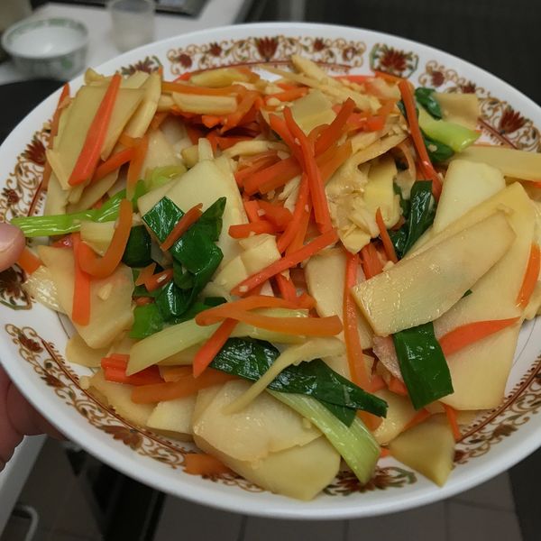 清炒筍片 : 徐德勝一起做