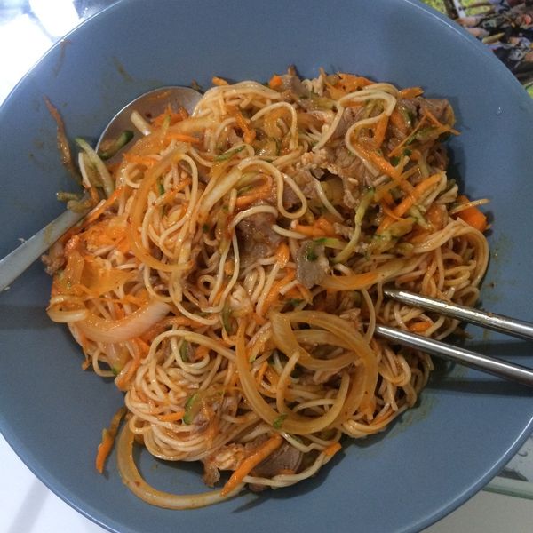 韓式辣醬冷拌麵🍜：許媛 一起做