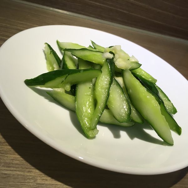 少鹽、健康、快速版涼拌小黃瓜：全職媽媽瘋料理 一起做