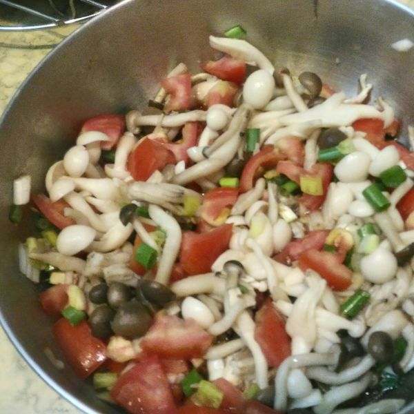 蒜味涼拌鮮菇 15分鐘開胃菜:Annie 一起做