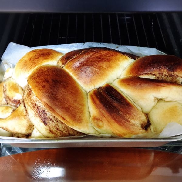 榛果巧克力扭紋吐司麵包
簡易。家常烘焙：吃貨愛跟做🤤 一起做