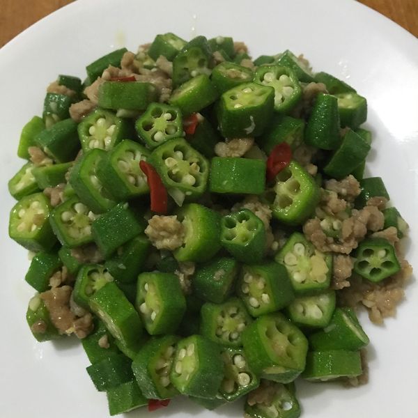 秋葵肉燥 : linda一起做