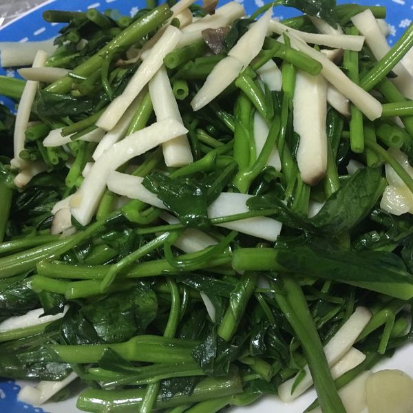 杏鮑菇炒空心菜 : Claire Chen一起做