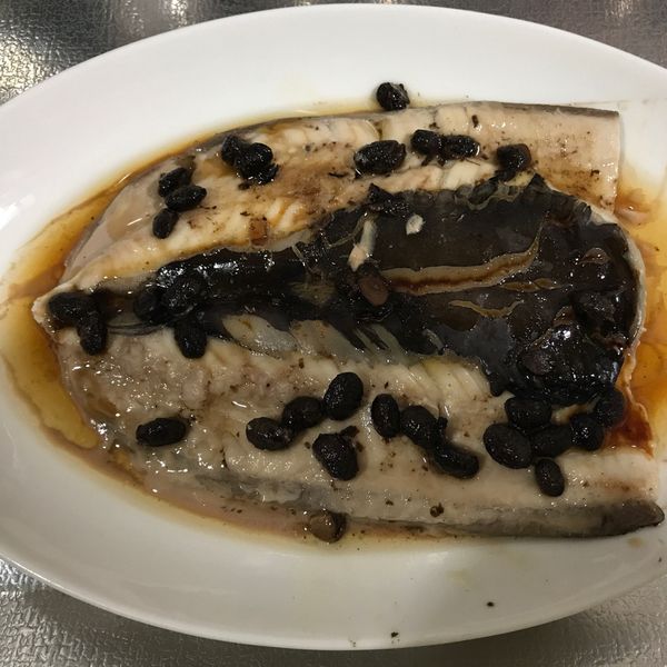 豆豉蒸虱目魚肚。味甜鮮美好滋味!：芯慧的簡單料理💕 一起做