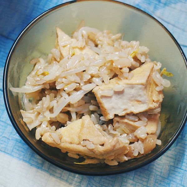 油豆腐炊飯 - 香Q一鍋飯!!：凜亞 一起做