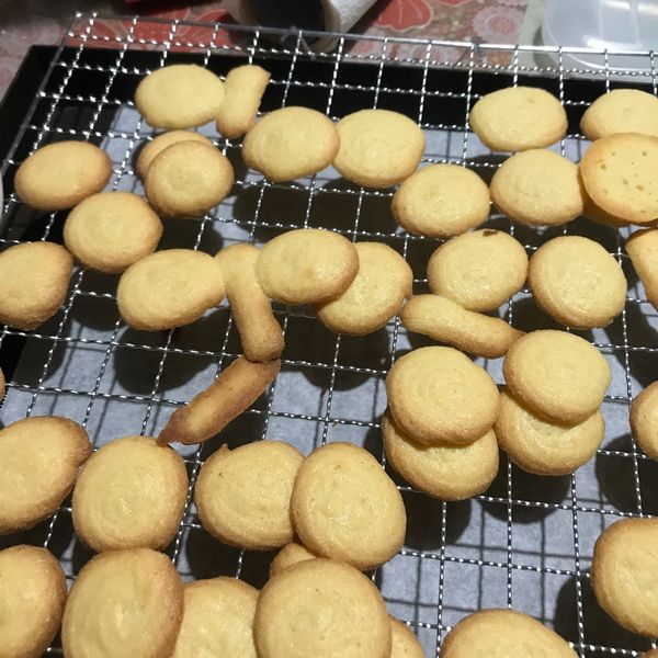 雞蛋餅乾【影片教學】 : 蕭小賊一起做