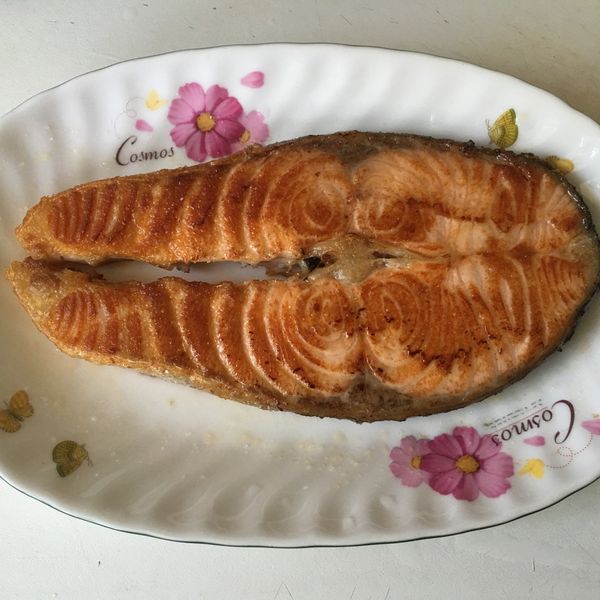 ♥我的手作料理♥ 香煎黑胡椒鮭魚：Joanne 一起做